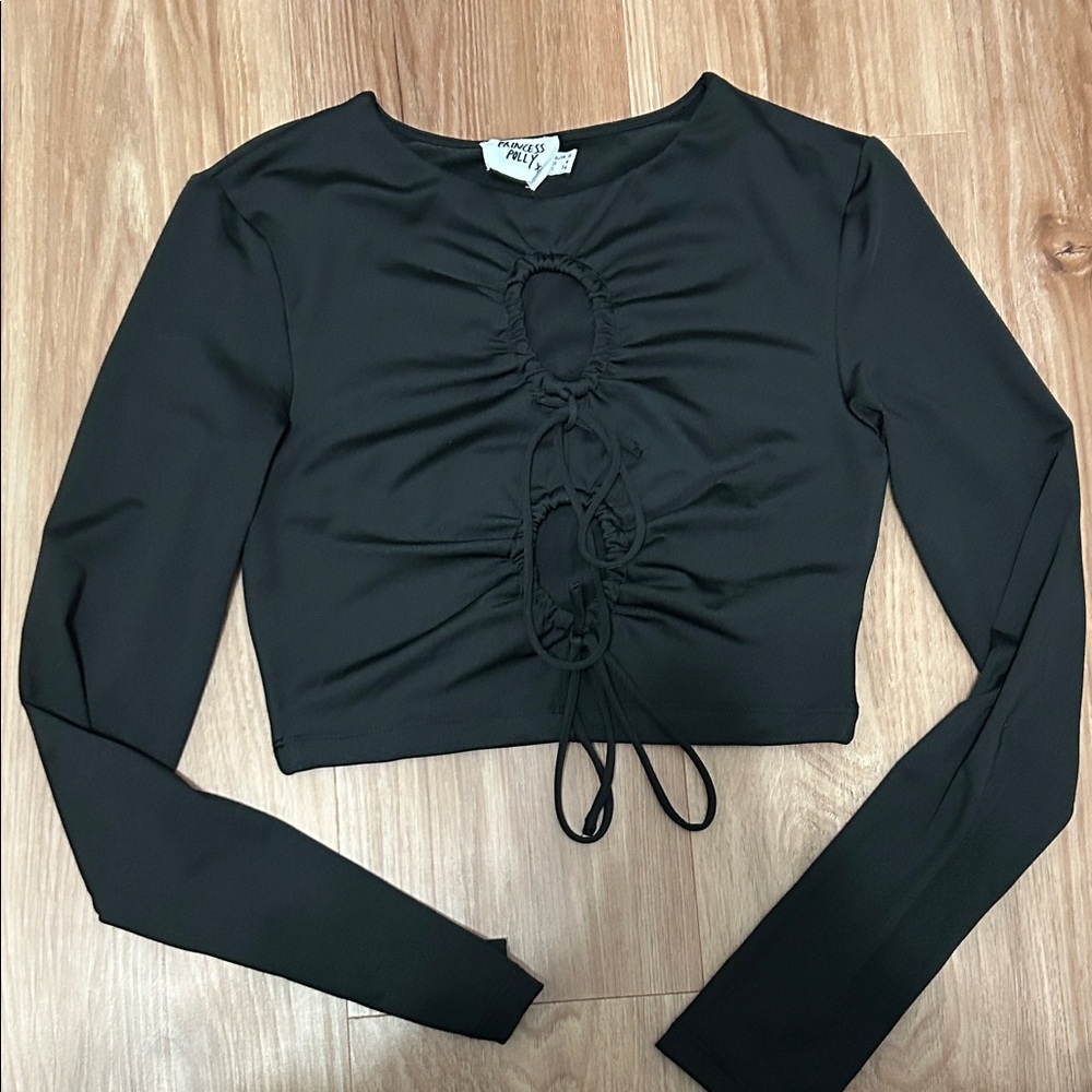 Princess Polly Key Hole Cut Out Crop Top Long Sleeve